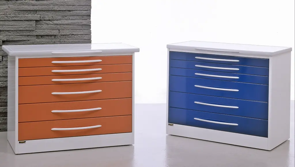 iride meuble dentaire roulant 4.webp